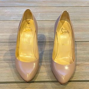 Christian Louboutin Nude Pumps